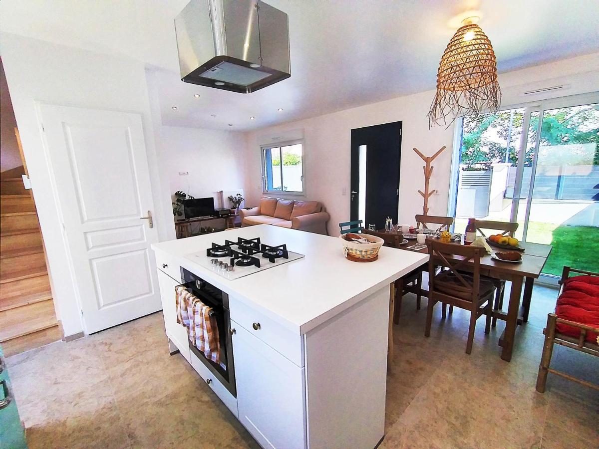 Dream Of Mediterranean House, Jacuzzi, Bbq, Delices Ensoleilles Sartrouville Exteriör bild