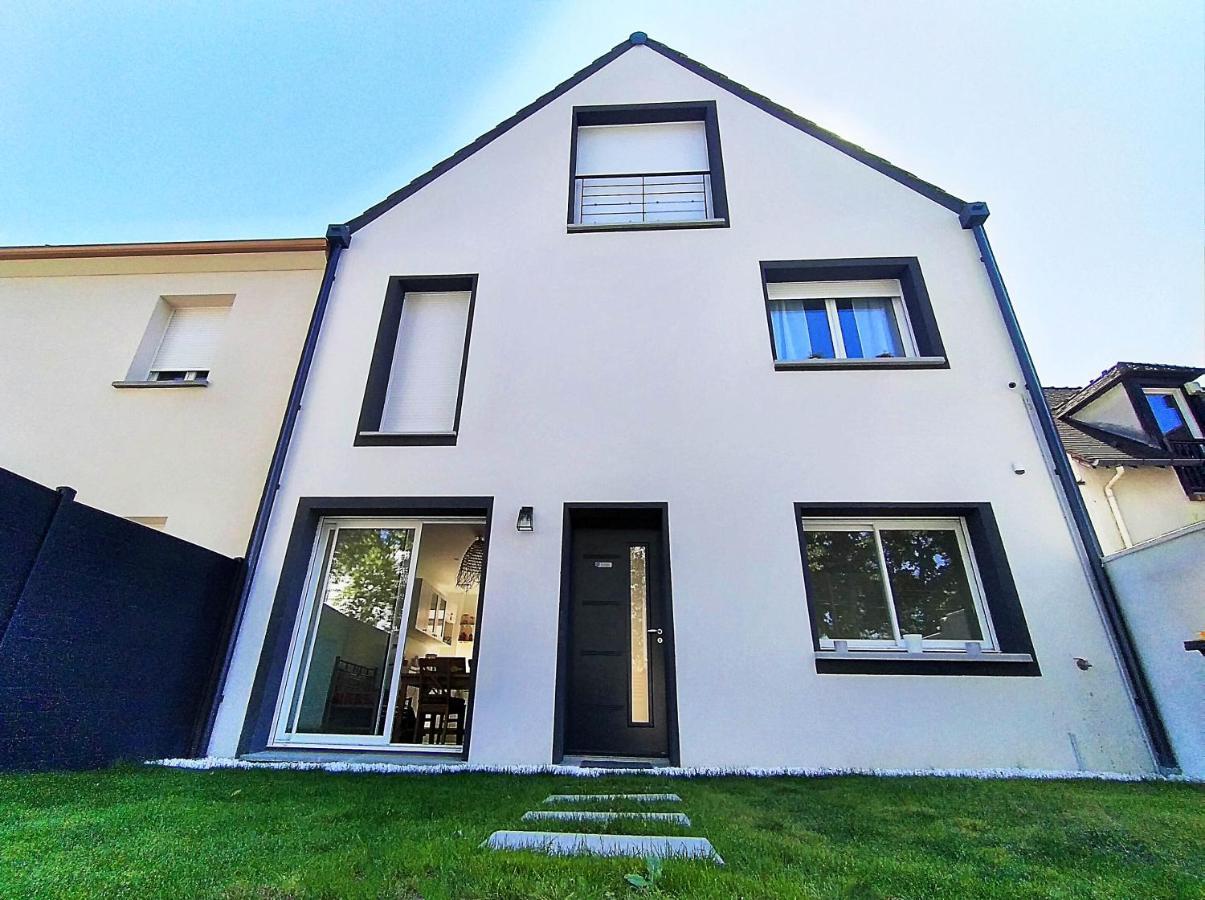 Dream Of Mediterranean House, Jacuzzi, Bbq, Delices Ensoleilles Sartrouville Exteriör bild